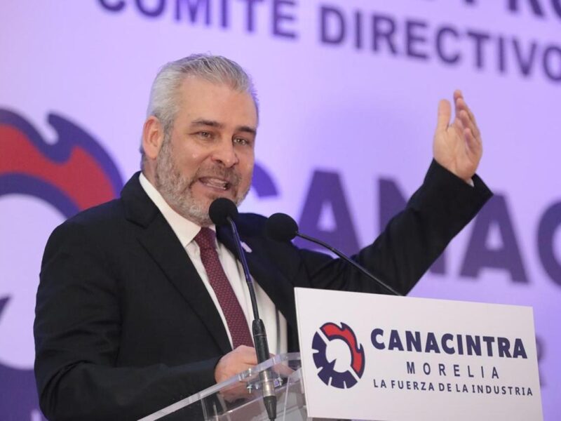 Puerto de Lázaro Cárdenas será polo de desarrollo industrial: Bedolla