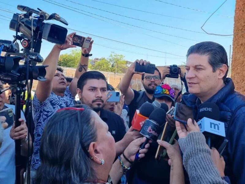 El alcalde de Morelia, Alfonso Martínez critica a Sheinbaum por mitin en el Zócalo llamándola "ridícula" respuesta a aranceles de Trump