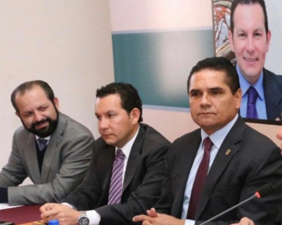 Abogado de UMSNH operador de Silvano