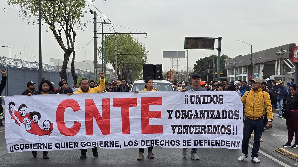 Aeroméxico dará protección a pasajeros ante manifestación de la CNTE en AICM