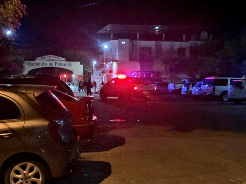 Asesinan a a dos motociclistas en Apatzingán