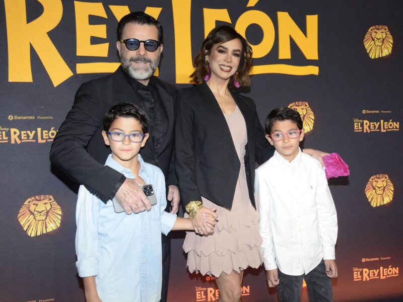 Biby Gaytán reacciona a la posibilidad de convertirse en abuela