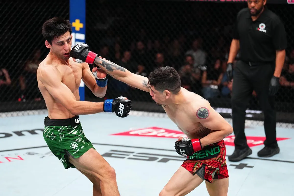 Brandon Moreno rompe su racha negativa en México al vencer a Steve Erceg en UFC