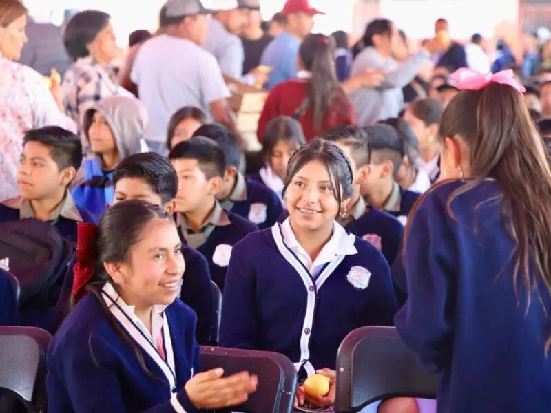 Calendario de la Beca Benito Juárez 2025 por letra