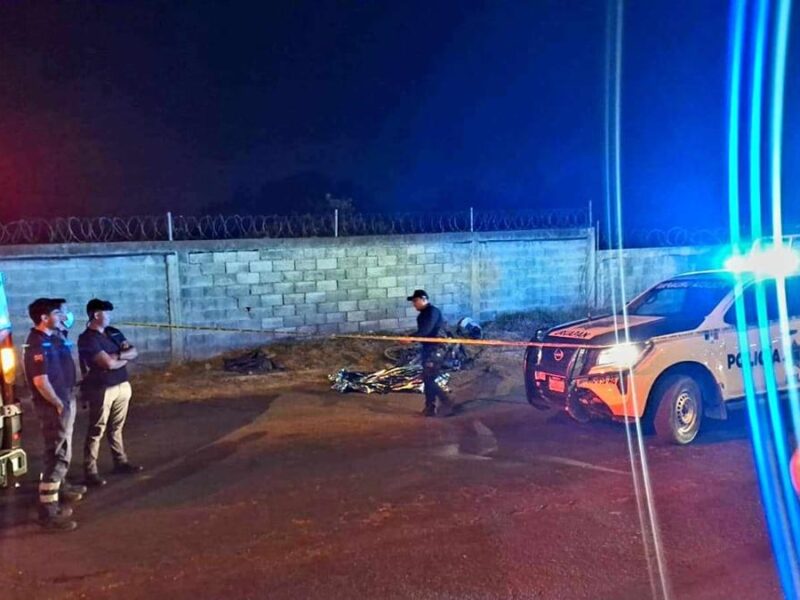 Camioneta mata a una joven motociclista en el Libramiento Oriente de Uruapan