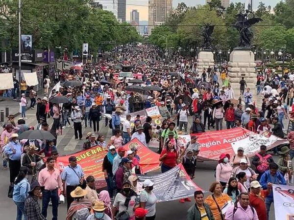 Congeladora no es suficiente; exige CNTE retiro total de reforma a Ley del ISSSTE