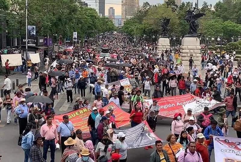 CNTE exige retiro total de reforma a Ley del ISSSTE