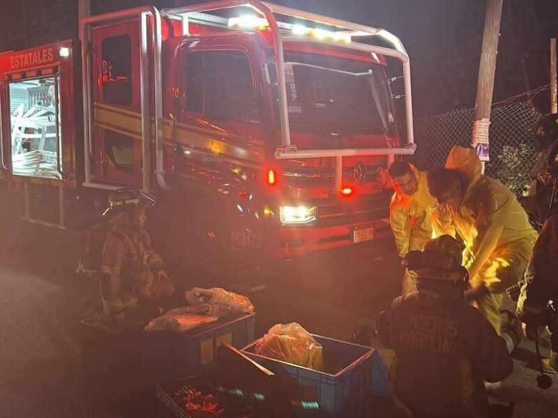 Controlan fuga de amoniaco en fábrica de hielo de Ciudad Industrial en Morelia
