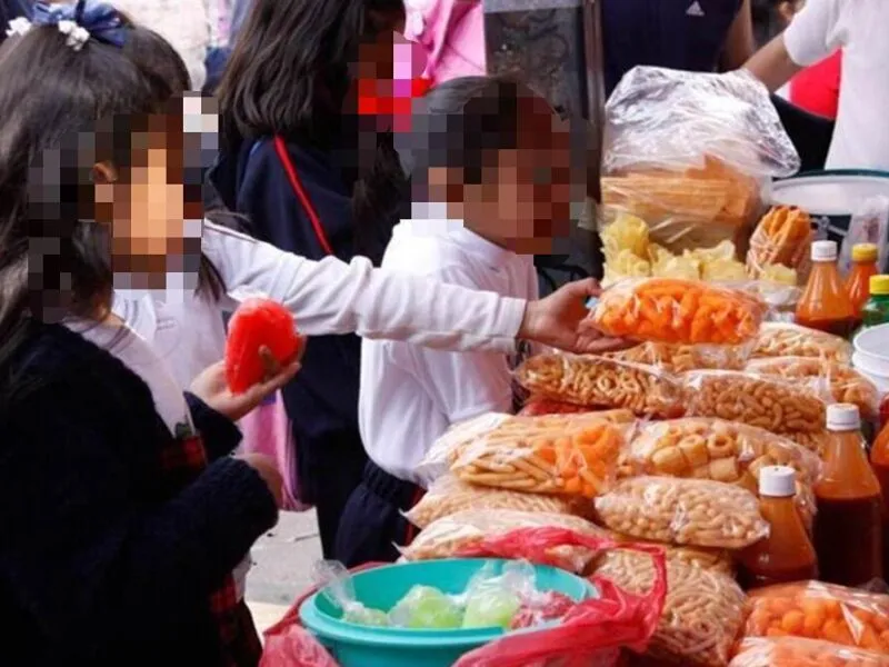 De hasta 113 mil pesos las multas por incumplir programa que evita comida chatarra en las escuelas