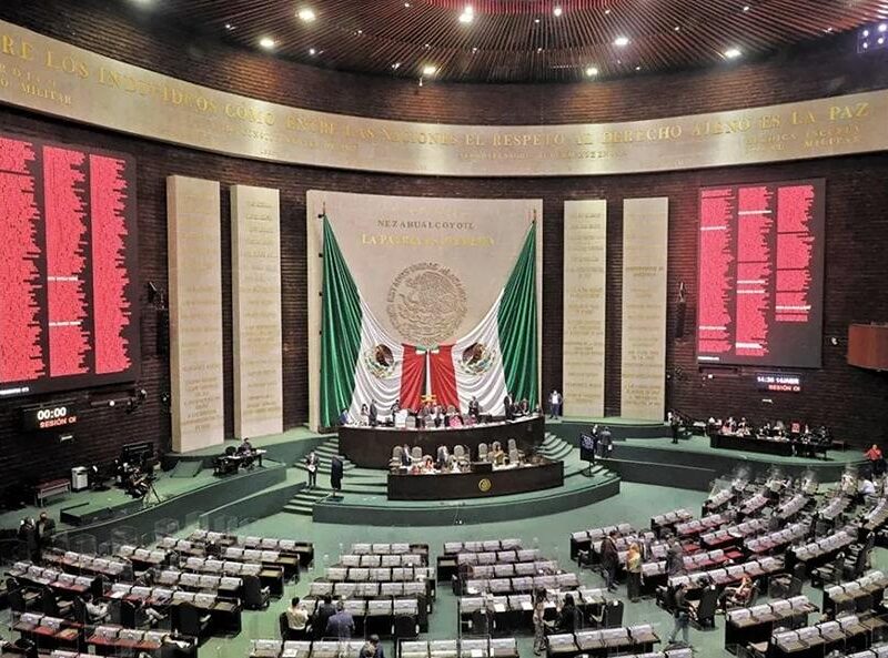 Diputados aprueban ley contra nepotismo para 2030