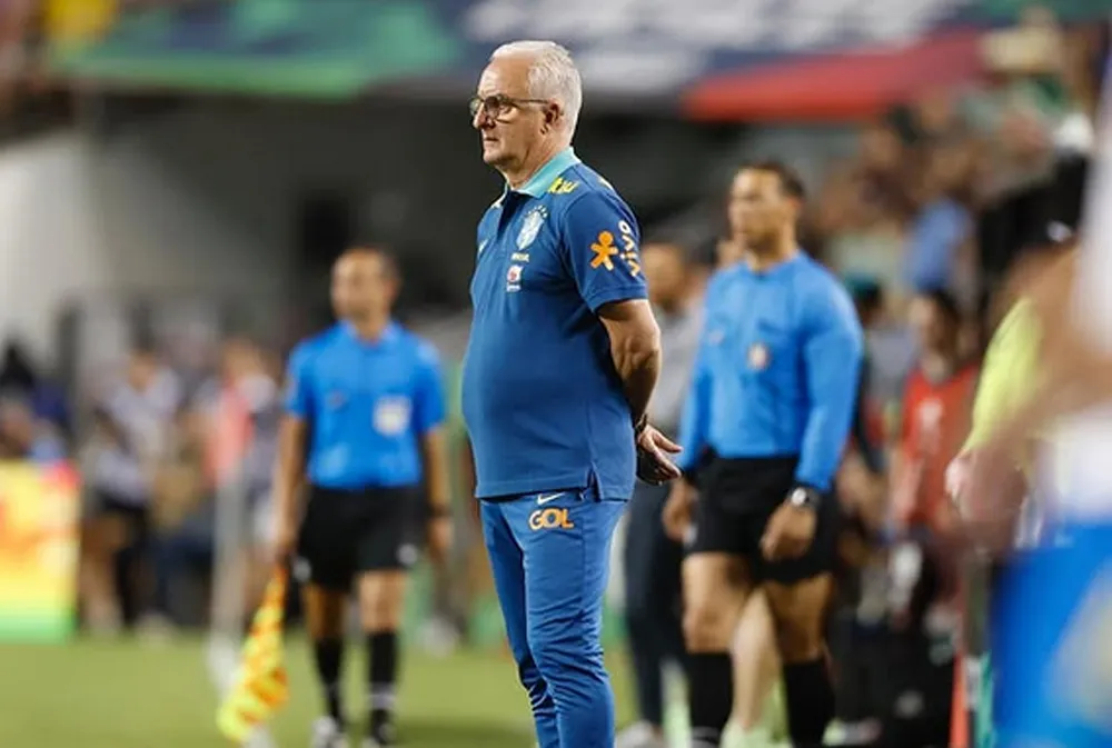 Dorival Júnior es destituido tras humillante derrota ante Argentina
