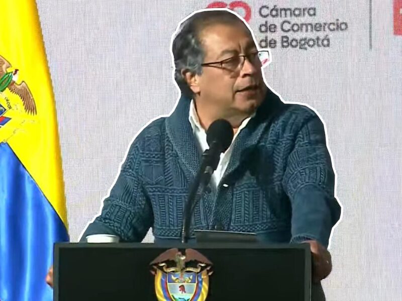 Gustavo Petro pide al Congreso legalizar la marihuana como estrategia contra la violencia en Colombia