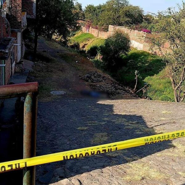 Hombre es asesinado con varios disparos en la cabeza, en Jacona
