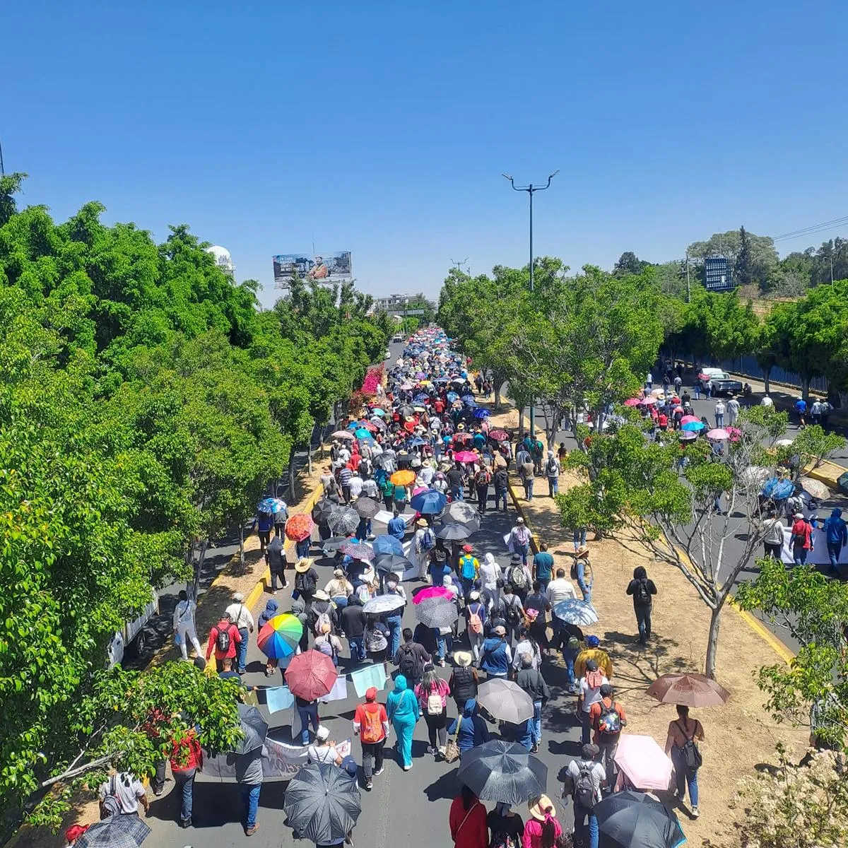 Magisterio de Michoacán se moviliza en Morelia contra reforma al ISSSTE y el Usicamm