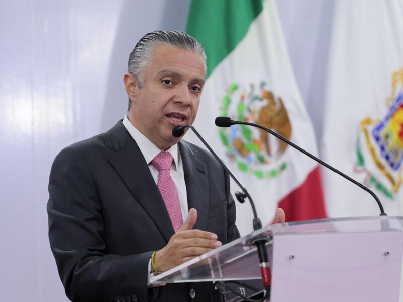 Navarro García anuncia recaudación por refrendos vehiculares