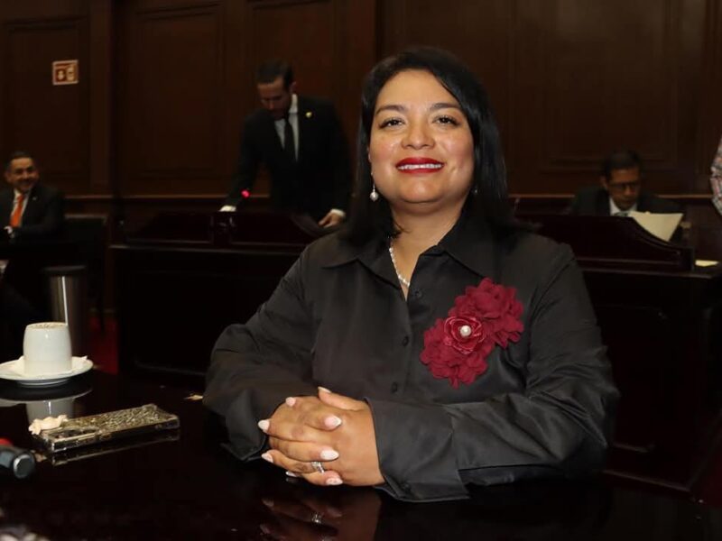 Presenta Erendira Isauro iniciativa para la revocación de mandato en Michoacán
