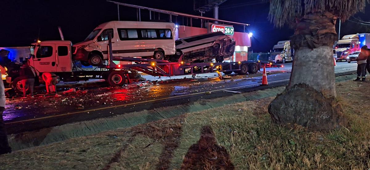 Reportan accidente de choque vehicular en la México-Guadalajara, Plaza de Cobro Zinapécuaro
