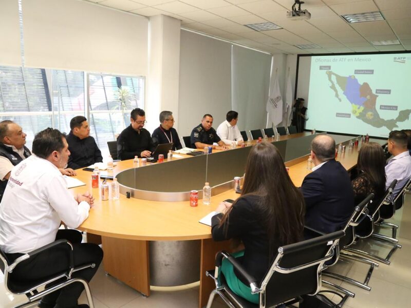 SSP de Michoacán en Capacitación con explosivos, armas y drones por ATF agencia de Estados Unidos