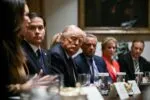 Trump planea aranceles para productos farmacéuticos
