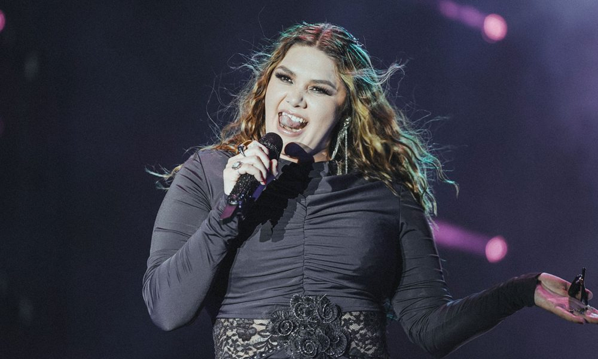 uridia confirma dueto con Majo Aguilar en concierto