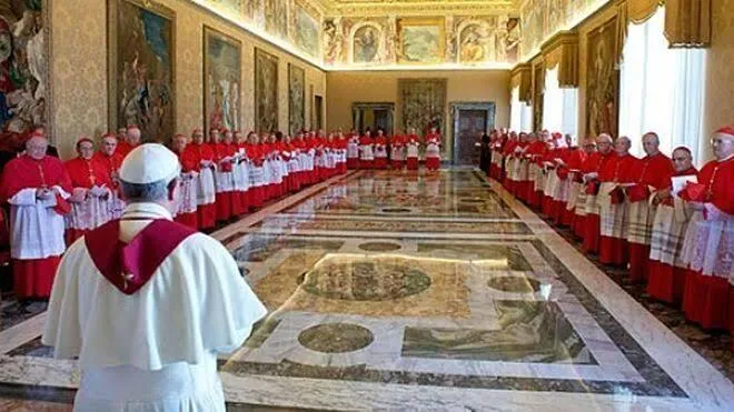 2 cardenales mexicanos resuenan en conclave para sucesor del Papa Francisco