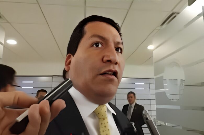 Jorge Valdéz Vargas, candidato del PRD a la Gubernatura de Tamaulipas, acusó a Francisco Cabeza de Vaca de recibir dinero del crimen organizado