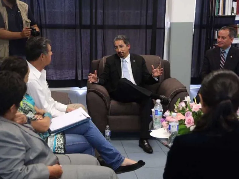 El Rector de la UMSNH, Medardo Serna González, solicita al SPUM a no detener actividades en la universidad por apoyo al SUEUM