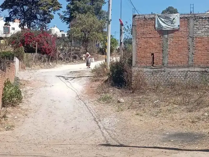 En la tenencia de Atécuaro en Morelia, los caminos en mal estado y la falta de agua son las principales preocupaciones de la comunidad