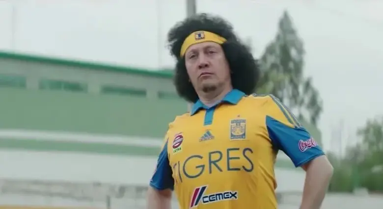 Tigres lanza campaña Por un mejor futuro con Rob Schneider y Gignac