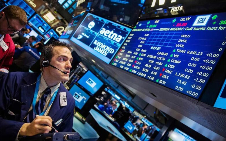Wall Street baja mientras inversionistas revisan resultados de empresas