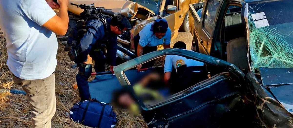 Accidente vehicular en la Lázaro Cárdenas - Arteaga deja una mujer lesionada