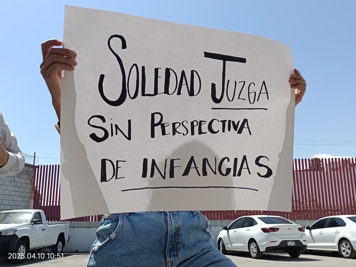 Activista acusa a jueza que busca reelección de politizar impartición de justicia