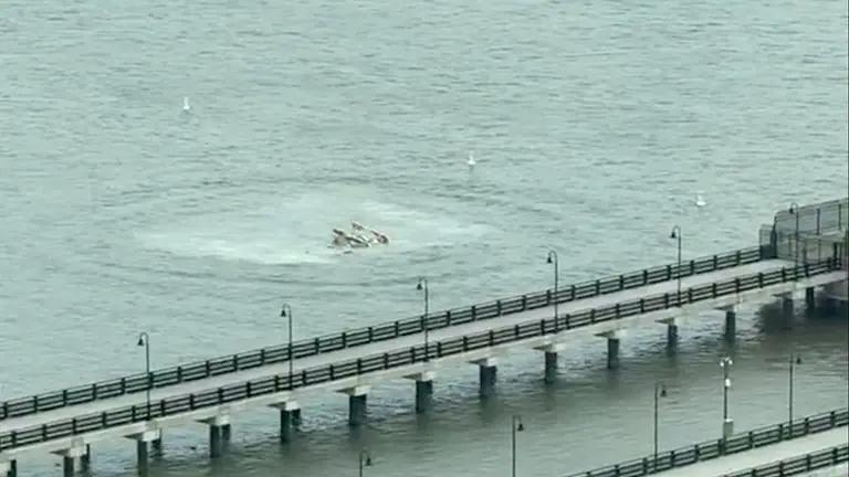 Al menos 4 muertos en accidente de helicóptero en el río Hudson