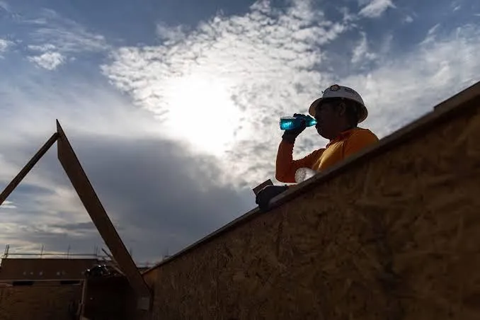Alerta SSA de golpes de calor por temperaturas extremas en México