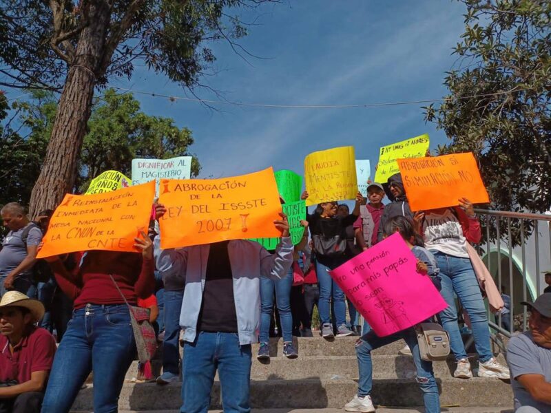 Anuncia la CNTE paro nacional de labores a partir del 15 de mayo