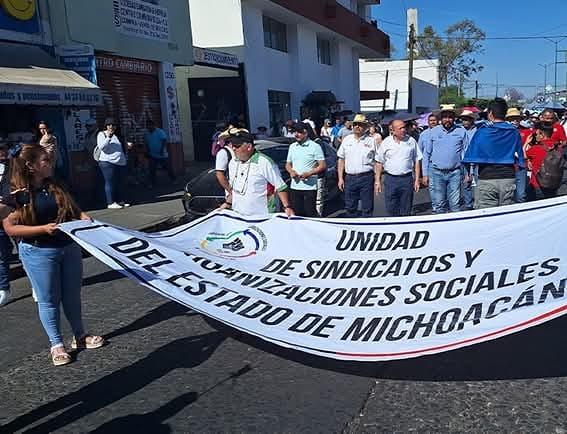 Arranca en Morelia mega marcha sindical en Michoacán