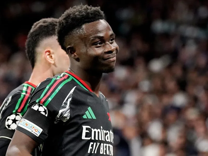 Arsenal e Inter avanzan en la Champions League