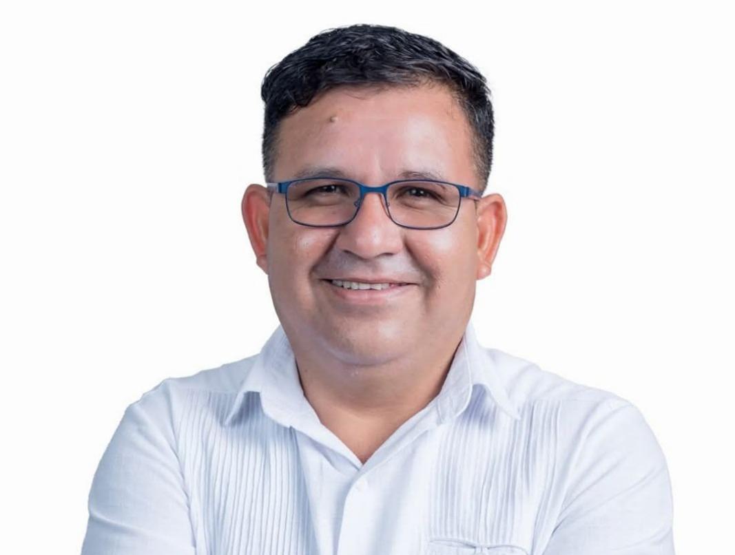 Asesinan a Germán Valencia, candidato a la alcaldía de Coxquihui, Veracruz por el Partido Morena y PVEM. El caso está bajo investigación de las autoridades locales