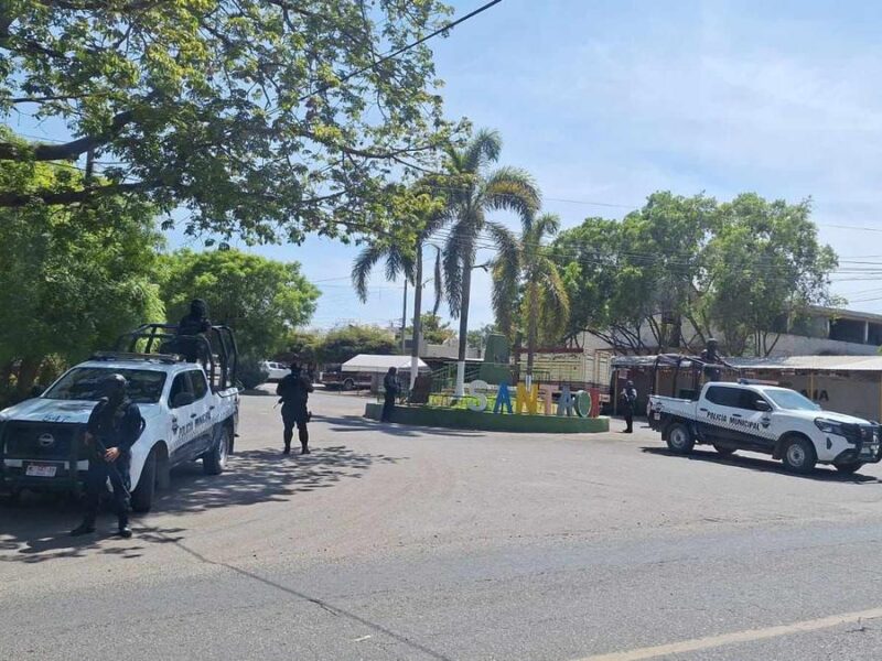 Bloqueos, enfrentamientos y dos heridos de bala; todo en menos de una hora en Apatzingán