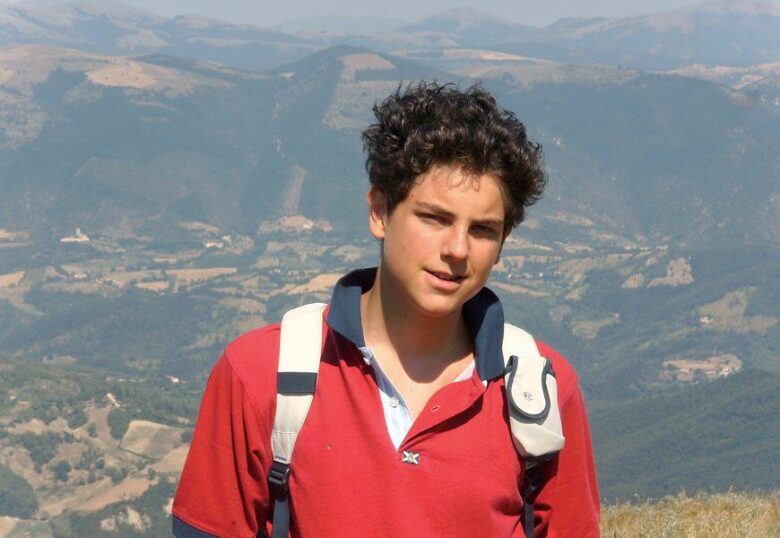 Carlo Acutis, influencer de Dios. Posponen canonización