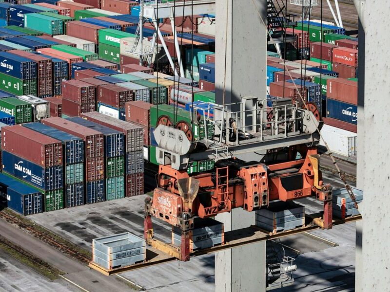 China eleva aranceles a productos de EU al 125%: la guerra comercial se intensifica