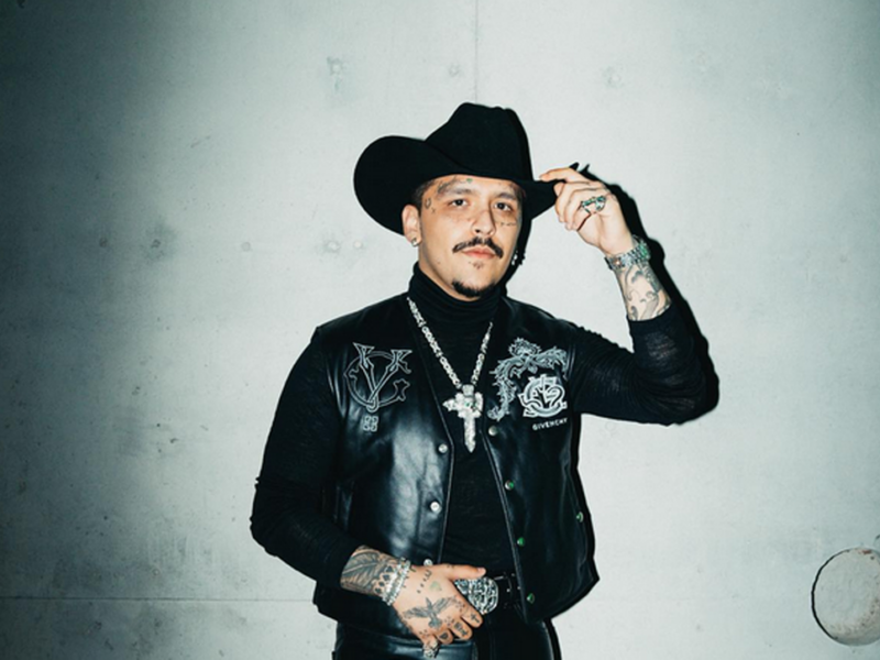Christian Nodal se pronuncia sobre su cercano vínculo con Pepe Aguilar; nunca imaginó que sería su suegro