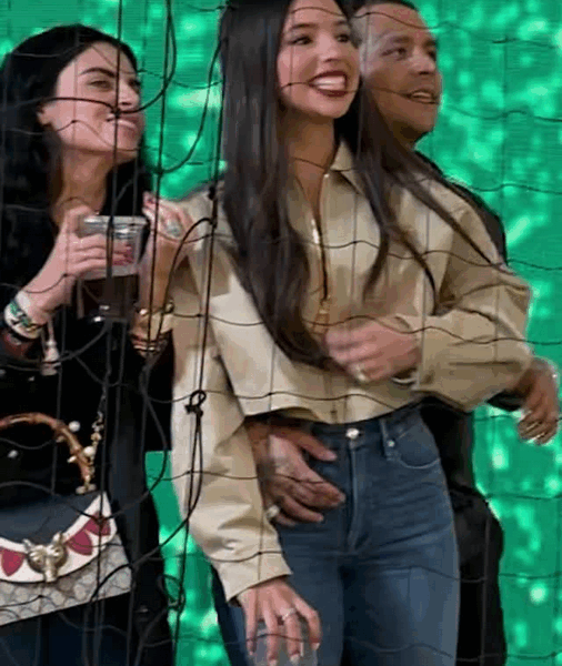 Christian Nodal y Ángela Aguilar deslumbran en la People’s League