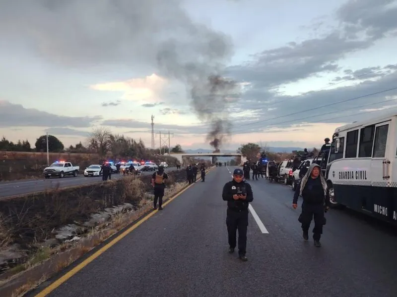 Confirma SSP detención de 12 normalistas