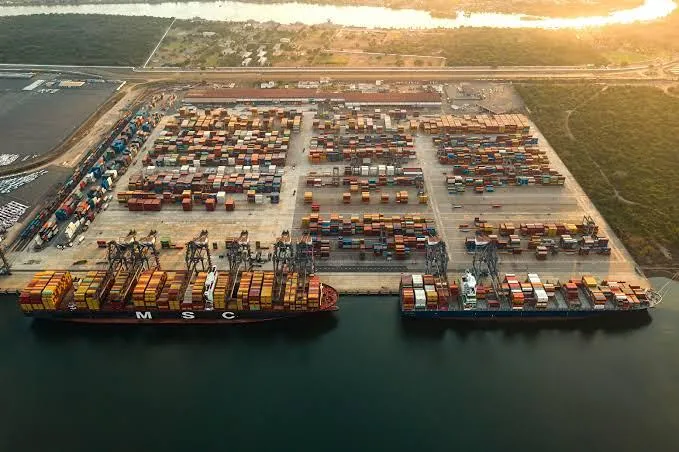 Continúa la expansión comercial y económica del puerto de LC