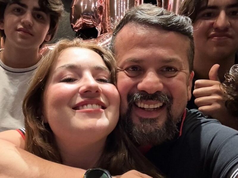 Cruz Martínez reaparece con hija de Alicia Villarreal
