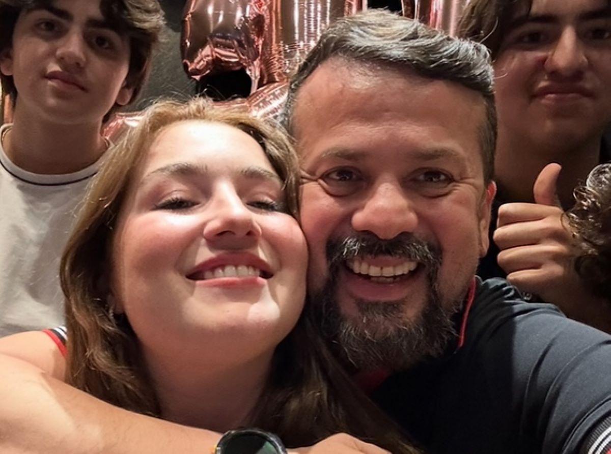 Cruz Martínez reaparece con hija de Alicia Villarreal