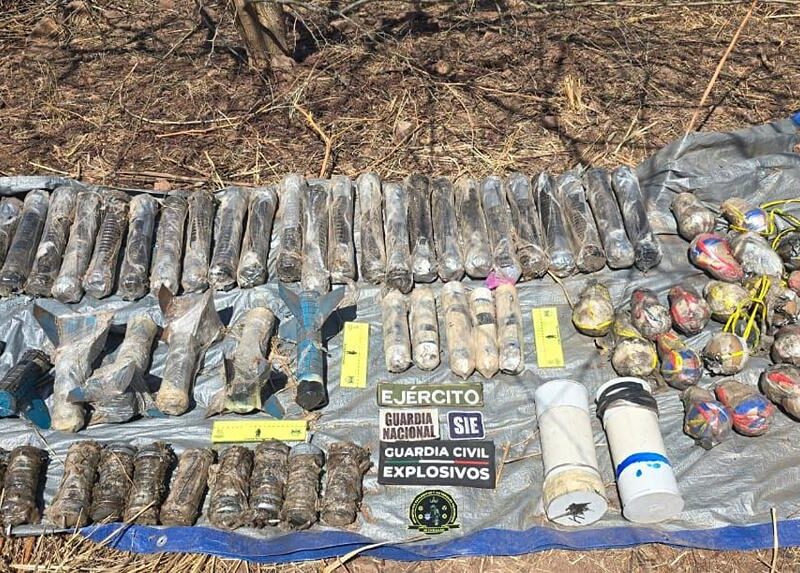 Decomisan 116 explosivos y fusiles en Apatzingán: SSP