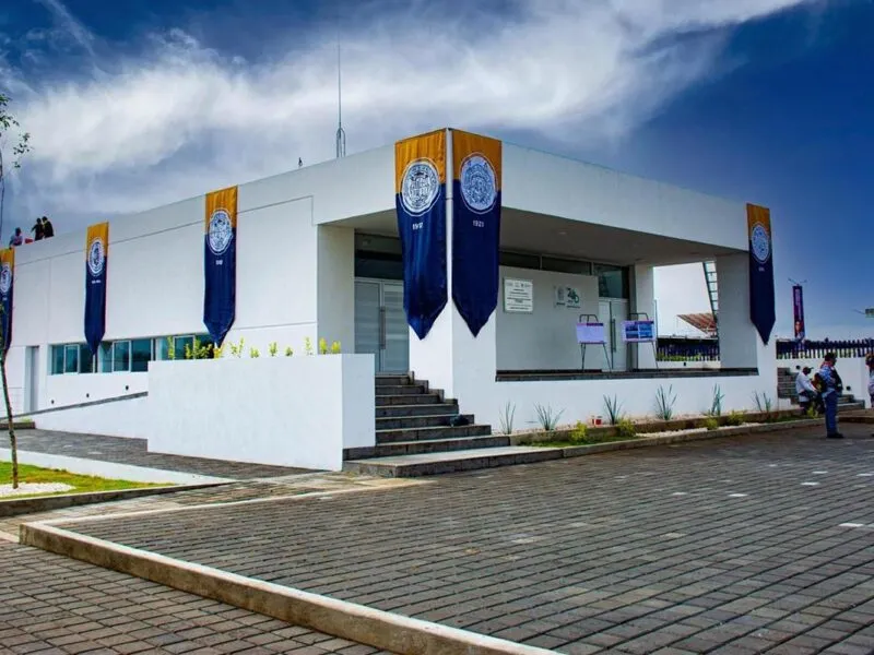 Destacan en Zamora la calidad educativa de la UMSNH