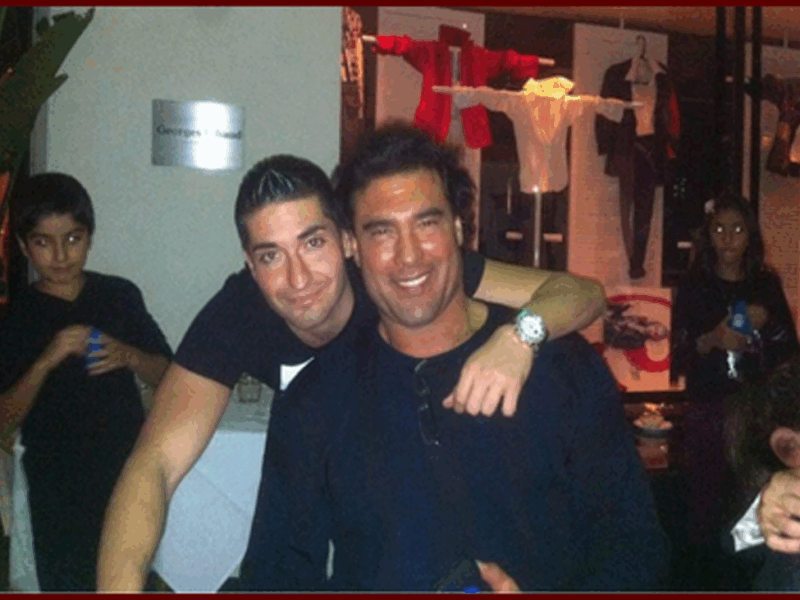 Eduardo Yáñez con su hijo